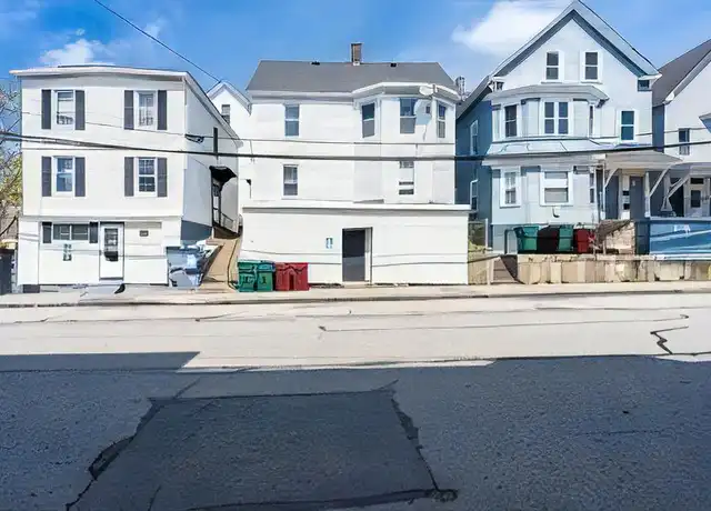 Property at 716 Lawrence St Unit 1, Lowell, MA, 01852, 3 beds, 1 bath, [object Object]