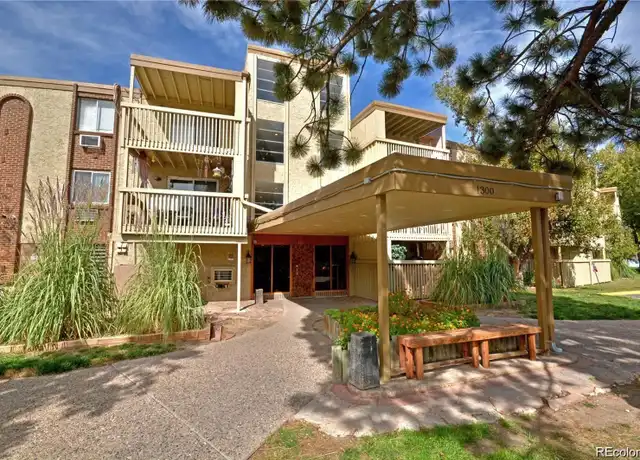 Property at 1306 S Parker Rd #162, Denver, CO, 80231, 1 bed, 1 bath, [object Object]