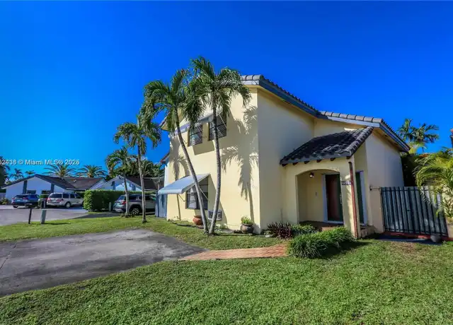 Property at 2500 SW 113th Ct Unit 1, Miami, FL, 33165, 3 beds, 2 baths, [object Object]