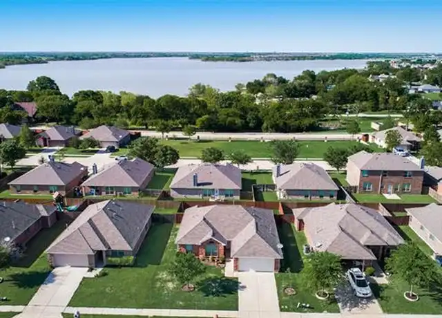 Property at 417 Windridge Dr, Little Elm, TX, 75068, 3 beds, 2 baths, [object Object]