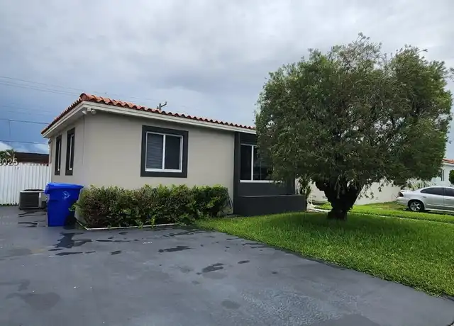 Property at 3520 NW 20th St Unit 2, Miami, FL, 33142, 1 bed, 1 bath, [object Object]