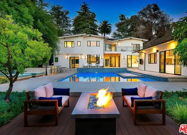 Property at 721 N Beverly Dr, Beverly Hills, CA, 90210, 5 beds, 8 baths, [object Object]