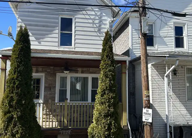 Property at 1024 Farber Ct, Scranton, PA, 18510, 2 beds, 1 bath, [object Object]