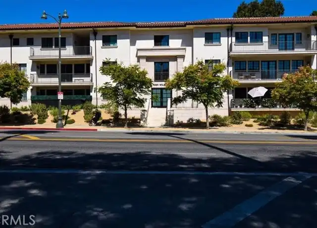 Property at 4661 Wilshire Blvd #102, Los Angeles, CA, 90010, 3 beds, 3 baths, [object Object]