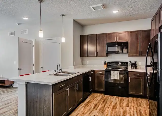 Photo of 7109 SE 5th St, Des Moines, IA 50315