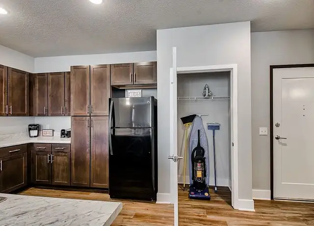 Photo of 7109 SE 5th St, Des Moines, IA 50315
