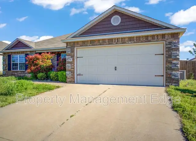 Property at 2708 W El Dorado St, Broken Arrow, OK, 74011, 3 beds, 2 baths, [object Object]
