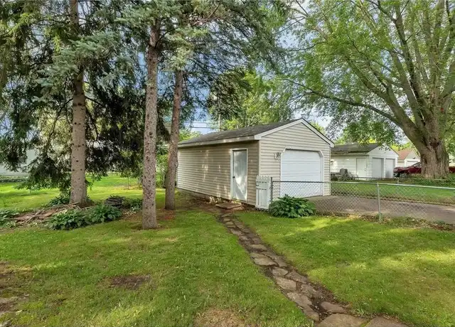 Property at 1880 7th St, Saint Paul, MN, 55110, 3 beds, 2 baths, [object Object]