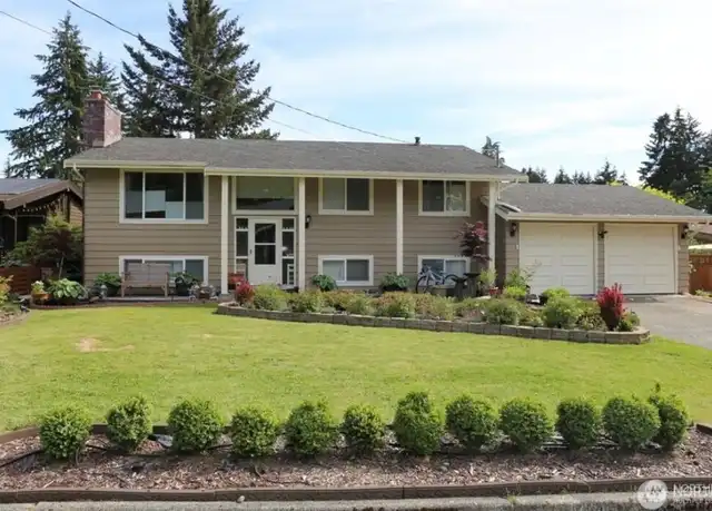 Property at 14511 NE 4th St, Bellevue, WA, 98007, 5 beds, 3 baths, [object Object]