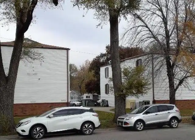 Property at 2252 W St Unit 6, Lincoln, NE, 68503, 2 beds, 1 bath, [object Object]