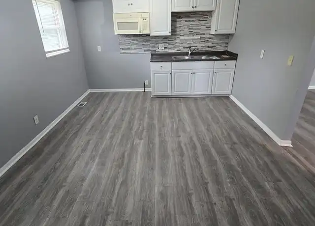 Property at 1610 E 25th Ave, Columbus, OH, 43219, 3 beds, 1 bath, [object Object]