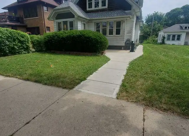 Property at 2834 N 54th St Unit 2834 Lower, Milwaukee, WI, 53210, 2 beds, 1 bath, [object Object]