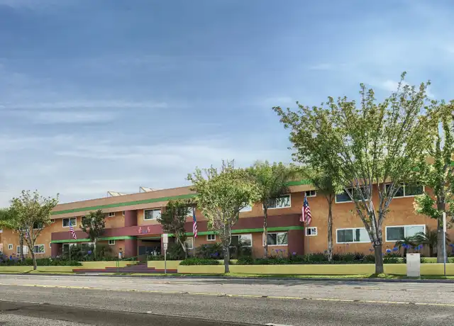 Property at 17908 Woodruff Ave, Bellflower, CA, 90706, 1-2 bed, 1 bath, [object Object]