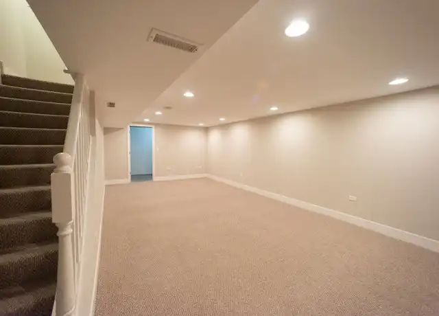 Property at 700 Green Bay Rd Unit 738(R), Winnetka, IL, 60093, 3 beds, 2.5 baths, [object Object]