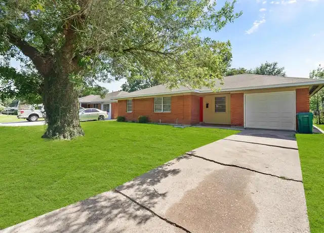 Property at 2206 Hickory Ln, Pasadena, TX, 77502, 3 beds, 1 bath, [object Object]