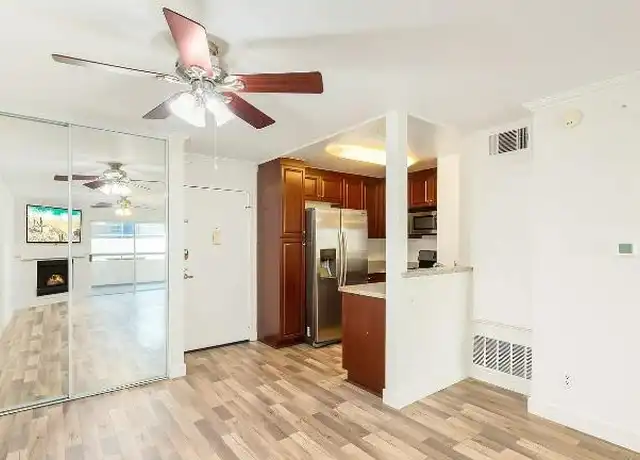 Property at 5550 Owensmouth Ave, Woodland Hills, CA, 91367, 1 bed, 1 bath, [object Object]