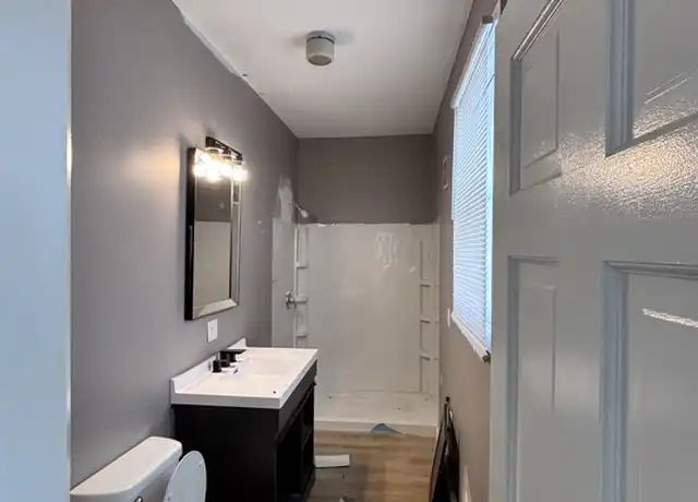 Property at 438 Villa St Unit 1, Elgin, IL, 60120, 4 beds, 2 baths, [object Object]