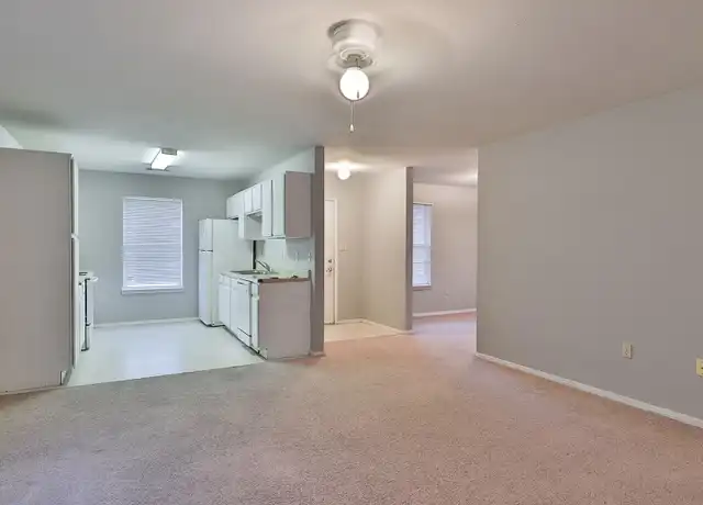 Property at uTown - 289 Tennessee 431, Martin, TN, 38237, 3 beds, 2 baths, [object Object]