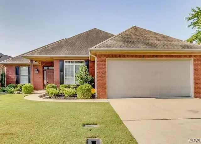 Property at 717 Greenbriar Dr, Northport, AL, 35473, 3 beds, 3.5 baths, [object Object]