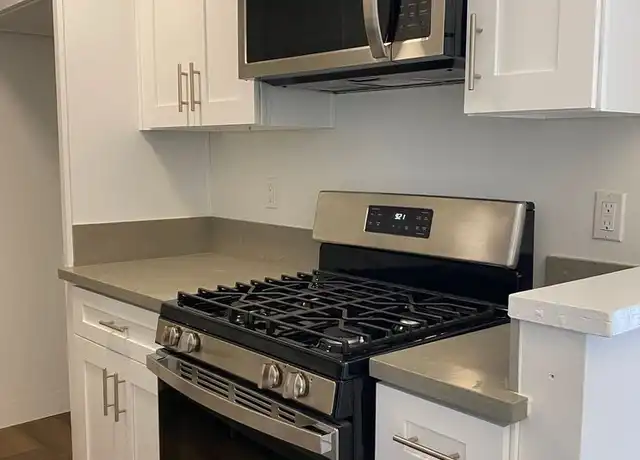 Property at 827 10th St Unit 05, Santa Monica, CA, 90403, 2 beds, 1 bath, [object Object]