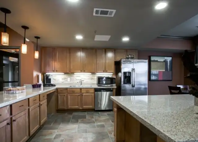 Property at 450 E Renfro St Unit 1083, Burleson, TX, 76028, 1 bed, 1 bath, [object Object]