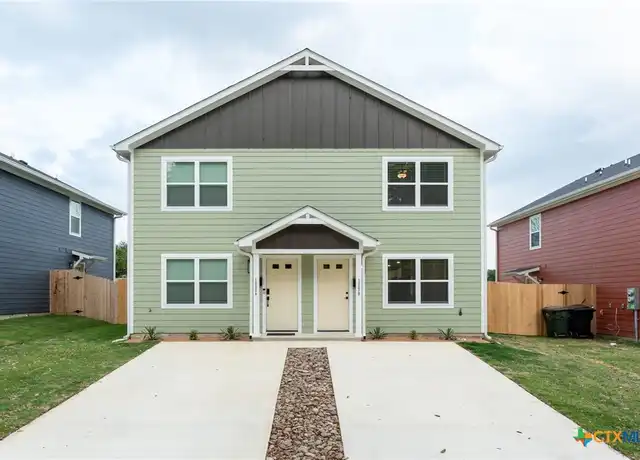 Property at 1003 S 26th St Unit B, Temple, TX, 76501, 3 beds, 2.5 baths, [object Object]