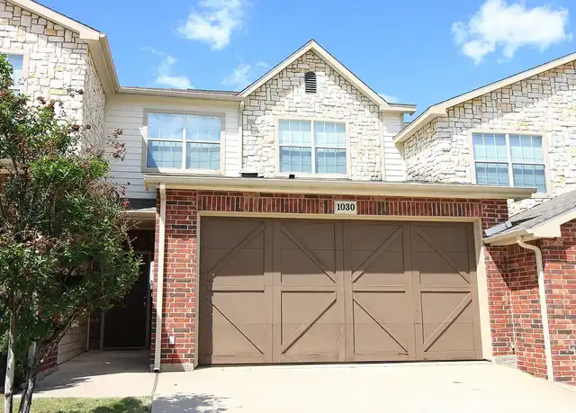 Property at Oaks Estates of Coppell - 253 Club Cir Dr, Coppell, TX, 75019, 3 beds, 2 baths, [object Object]