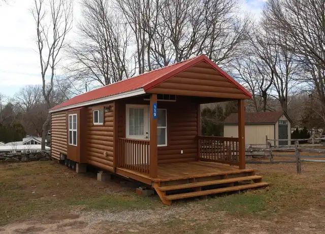 Property at 42 Pierce Rd Unit 119A, Preston, CT, 06365, 2 beds, 1 bath, [object Object]