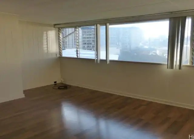 Property at 1571 Thurston Ave, Honolulu, HI, 96822, 3 beds, 2 baths, [object Object]