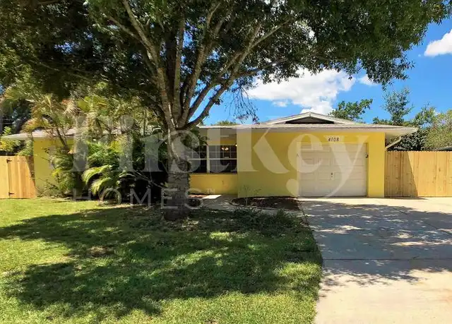 Property at 4108 36th St W, Bradenton, FL, 34205, 3 beds, 2 baths, [object Object]