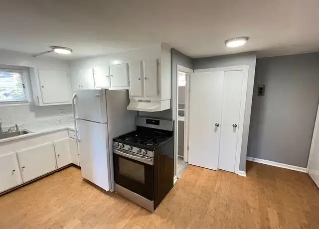 Property at 9 Broadway Unit 6, Suncook, NH, 03275, 1 bed, 1 bath, [object Object]