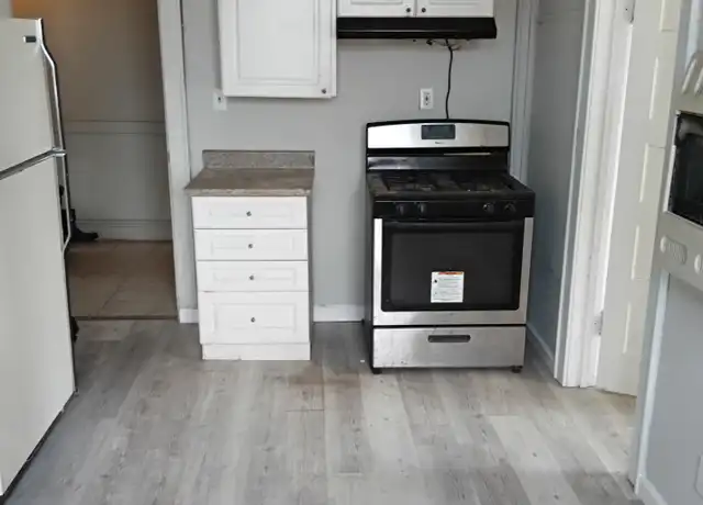 Property at 3802 Butternut St Unit 3, East Chicago, IN, 46312, 2 beds, 1 bath, [object Object]