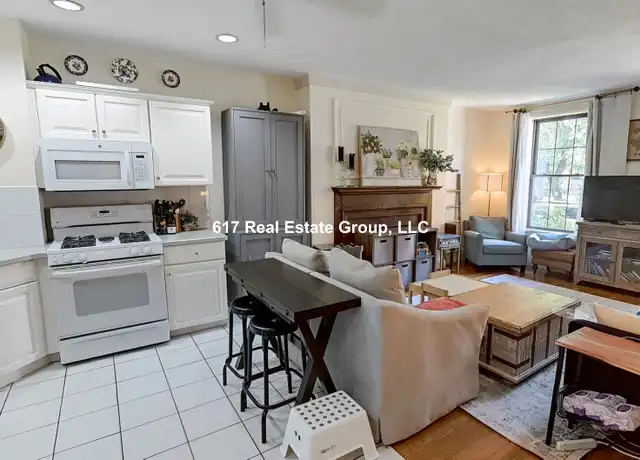 Property at 12 Dean Rd Unit 3A, Brookline, MA, 02445, 3 beds, 1.5 baths, [object Object]