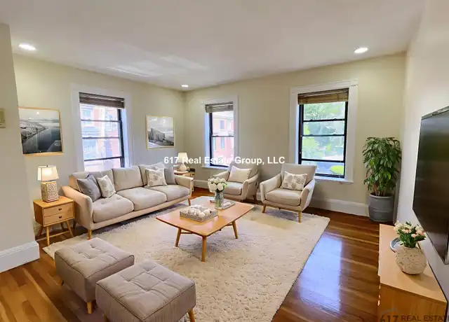Property at 12 Dean Rd Unit 3A, Brookline, MA, 02445, 3 beds, 1.5 baths, [object Object]