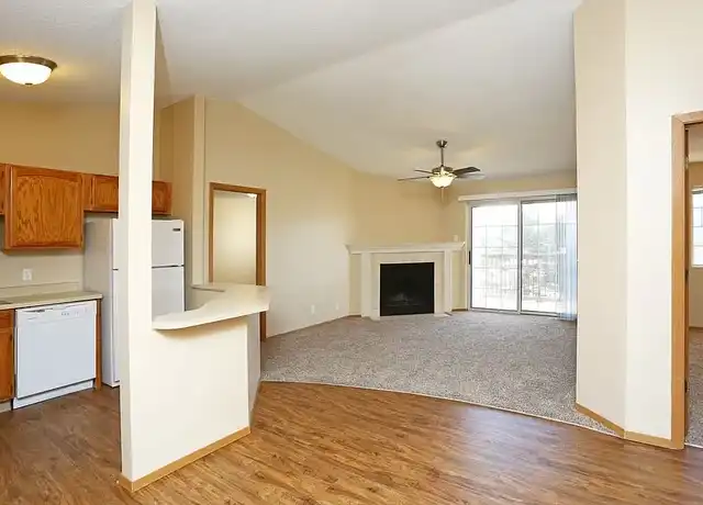 Property at Westbrooke Apartments - 4001 EP True Pkwy, West Des Moines, IA, 50265, 2 beds, 2 baths, [object Object]
