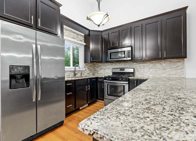 Photo of 564 Dean Dr, South Elgin, IL 60177