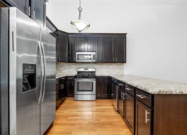 Photo of 564 Dean Dr, South Elgin, IL 60177