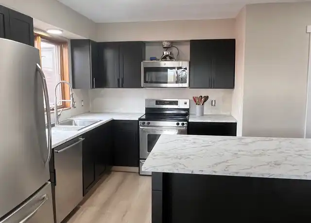 Property at 225 Eagle Dr Unit Penthouse, Avon, CO, 81620, 1 bed, 1.5 baths, [object Object]