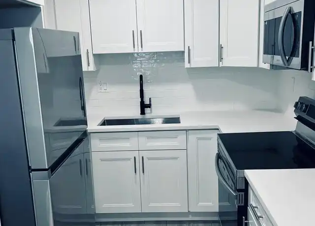 Property at 930 N 14th Ct #6, Hollywood, FL, 33020, 1 bed, 1 bath, [object Object]