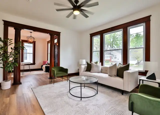 Property at 230 S Fillmore St, Edwardsville, IL, 62025, 2 beds, 1.5 baths, [object Object]