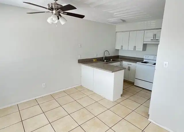 Property at 2055 Arlington St #206, Sarasota, FL, 34239, 2 beds, 2 baths, [object Object]