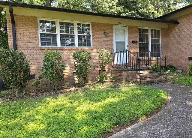 Property at 3113 Erskine Dr Unit 1, Charlotte, NC, 28205, 2 beds, 1 bath, [object Object]