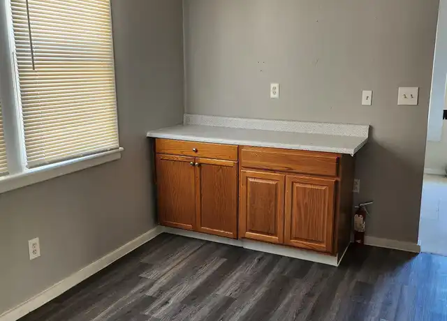 Property at 1553 Chapel St Unit 3rd, New Haven, CT, 06511, 3 beds, 1 bath, [object Object]