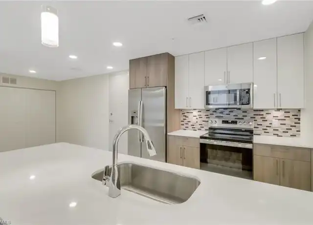 Property at 26589-610 Rosewood Pointe Dr Unit A-103, Bonita Springs, FL, 34135, 3 beds, 2 baths, [object Object]