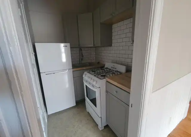 Property at 2136 5th Ave Unit 5, Troy, NY, 12180, 1 bed, 1 bath, [object Object]