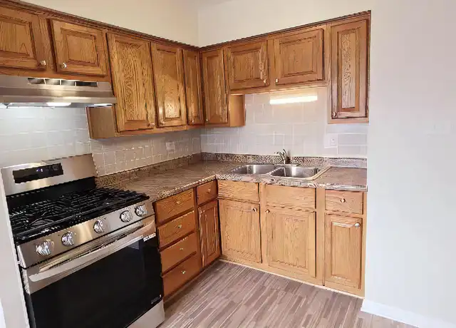 Property at 5929 W 63rd St, Chicago, IL, 60638, 2 beds, 1 bath, [object Object]