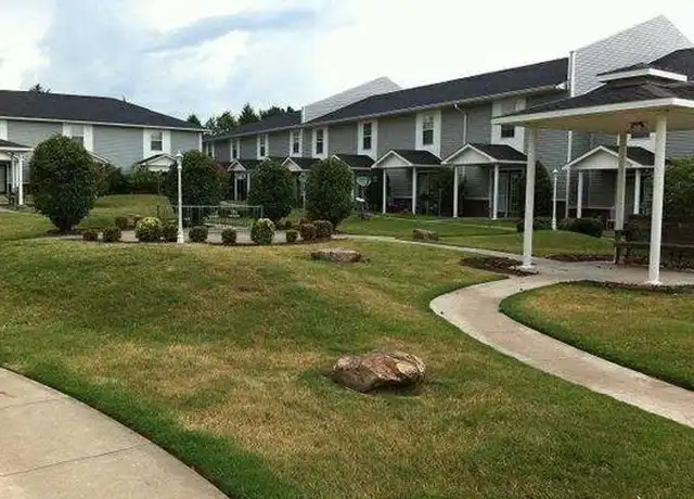 Property at 51 Cedar Creek Ct Unit 14, Van Buren, AR, 72956, 2 beds, 1.5 baths, [object Object]
