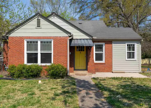 Property at 5 E Blue Ridge Dr, Greenville, SC, 29609, 3 beds, 2 baths, [object Object]
