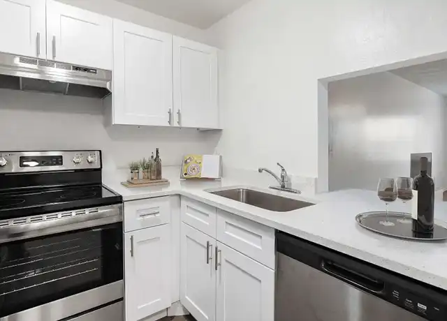 Property at Rivercrest Racquet - 3320 Rivercrest Dr, Melbourne, FL, 32935, 1-2 bed, 1-2 bath, [object Object]