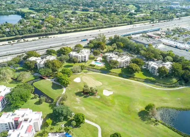 Property at 9481 Evergreen Pl #103, Davie, FL, 33324, 2 beds, 2 baths, [object Object]